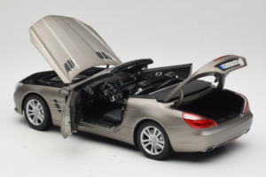 Mercedes SL500 R231 Dark Grey Matt Norev 1:18 183590 Kov – obrázek 6 z 9