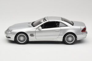 Mercedes SL55 AMG R230 Stříbrný Maisto 1:18 36894 Kov – obrázek 4 z 8