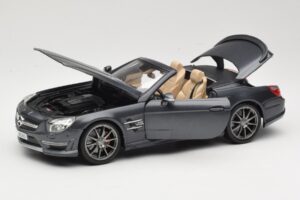 Mercedes SL65 AMG Black Series R230 Matte Black Maisto 1:18 36198 Kov – obrázek 2 z 8