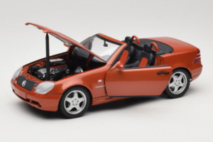 Mercedes SLK R170 230 AMG Orange Metallic Minichamps 1:18 B66005227 Kov – obrázek 2 z 9
