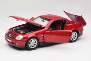 Mercedes SLK 230 R170 Červený Maisto 1:18 56023 Kov – obrázek 3 z 9