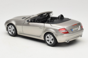 Mercedes SLK R171 Světle Bronzový Metalíza Maisto 1:18 31674-R1 Kov – obrázek 7 z 8