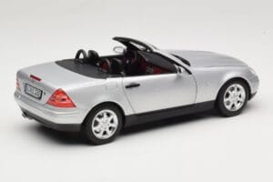 Mercedes SLK R170 Brilliant Silver Norev 1:18 183020 Kov – obrázek 3 z 9