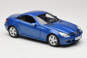Mercedes SLK R171 Blue Metallic Minichamps 1:18 100033131 Kov – obrázek 9 z 11