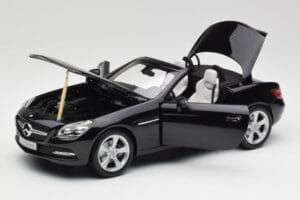 Mercedes SLK R172 Magnetite Černý Minichamps 1:18 B66960514 Kov – obrázek 2 z 8