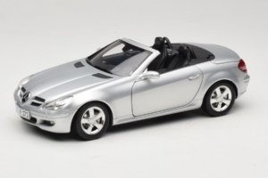 Mercedes SLK R171 Stříbrný Minichamps 1:18 B66962318 Kov