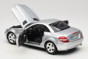 Mercedes SLK R171 Stříbrný Minichamps 1:18 B66962318 Kov – obrázek 5 z 9