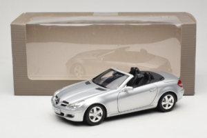 Mercedes SLK R171 Stříbrný Minichamps 1:18 B66962318 Kov – obrázek 9 z 9
