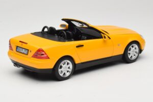 Mercedes SLK200 R170 Žlutý Norev 1:18 B66040713 Kov – obrázek 4 z 9