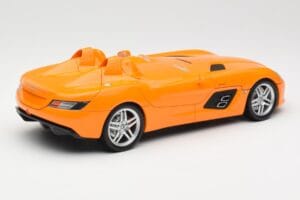 Mercedes SLR McLaren C199 Stirling Moss AMG Solarbeam Metallic Minichamps 1:18 100038400 Kov – obrázek 3 z 8