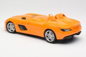 Mercedes SLR McLaren C199 Stirling Moss AMG Solarbeam Metallic Minichamps 1:18 100038400 Kov – obrázek 7 z 8