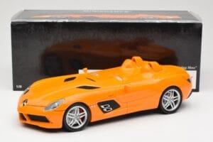 Mercedes SLR McLaren C199 Stirling Moss AMG Solarbeam Metallic Minichamps 1:18 100038400 Kov – obrázek 8 z 8