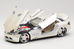 Mercedes SLR McLaren C199 Bílý Maisto 1:18 31068 Kov – obrázek 2 z 8
