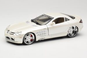 Mercedes SLR McLaren C199 Bílý Maisto 1:18 31068 Kov