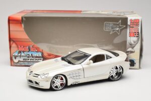 Mercedes SLR McLaren C199 Bílý Maisto 1:18 31068 Kov – obrázek 8 z 8