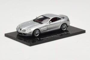 Mercedes SLR McLaren Crystal Silver Minichamps 1:43 B66961974 Kov – obrázek 2 z 4