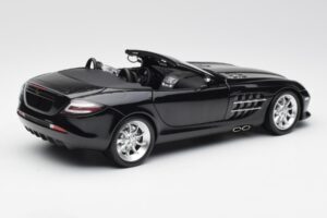 Mercedes SLR McLaren Roadster R199 Crystal Galaxit Černý Minichamps 1:18 B66961004 Kov – obrázek 3 z 8