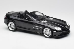 Mercedes SLR McLaren Roadster R199 Crystal Galaxit Černý Minichamps 1:18 B66961004 Kov – obrázek 6 z 8