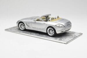 Mercedes SLR Vision Roadster Liquid Stříbrný Maisto 1:18 B66963208 Kov – obrázek 7 z 8