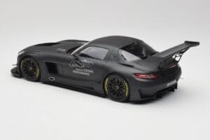 Mercedes AMG SLS C197 GT3 45 Let Driving Performance Minichamps 1:18 151133100 Kov – obrázek 5 z 6
