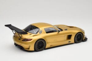 Mercedes AMG SLS C197 GT3 Street Zlatý Minichamps 1:18 151113106 Kov – obrázek 2 z 6