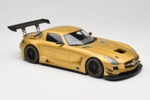 Mercedes AMG SLS C197 GT3 Street Zlatý Minichamps 1:18 151113106 Kov – obrázek 4 z 6