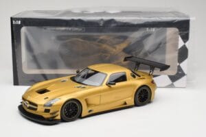 Mercedes AMG SLS C197 GT3 Street Zlatý Minichamps 1:18 151113106 Kov – obrázek 6 z 6