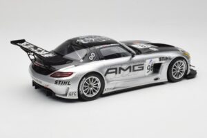 Mercedes AMG SLS C197 GT3 Team AMG China #96 M. Hakkinen / C. Cheng Zhuhai 6th 2011 Minichamps 1:18 151113196 Kov – obrázek 2 z 6