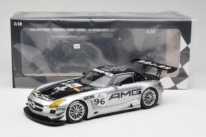 Mercedes AMG SLS C197 GT3 Team AMG China #96 M. Hakkinen / C. Cheng Zhuhai 6th 2011 Minichamps 1:18 151113196 Kov – obrázek 6 z 6