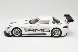 Mercedes AMG SLS C197 GT3 Street Bílý Minichamps 1:18 151123107 Kov – obrázek 3 z 6