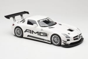Mercedes AMG SLS C197 GT3 Street Bílý Minichamps 1:18 151123107 Kov – obrázek 4 z 6