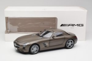 Mercedes SLS AMG C197 Monza Šedý Minichamps 1:18 B66960044 Kov – obrázek 8 z 8