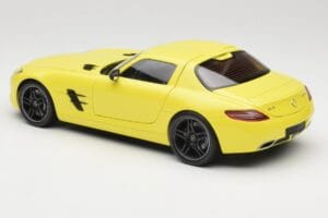 Mercedes SLS AMG C197 Žlutý Minichamps 1:18 100039022 Kov – obrázek 7 z 8