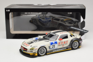 Mercedes SLS AMG GT3 #21 Rowe Racing M. Zehe / M. Hartung ADAC 24h Nurburgring 2012 Minichamps 1:18 151123121 Kov – obrázek 6 z 6