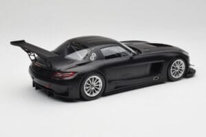 Mercedes SLS AMG GT3 C197 Street Mat Černý Minichamps 1:18 151113101 Kov – obrázek 2 z 6