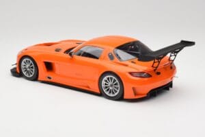 Mercedes SLS AMG GT3 C197 Street Oranžový Minichamps 1:18 151113105 Kov – obrázek 5 z 6