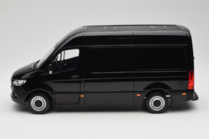 Mercedes Sprinter Černý Norev 1:18 183041 Kov – obrázek 4 z 8