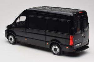 Mercedes Sprinter Černý Norev 1:18 183041 Kov – obrázek 7 z 8