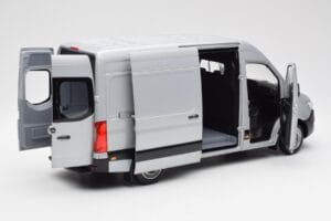 Mercedes Sprinter W907 Stříbrný Norev 1:18 183424 Kov – obrázek 2 z 8