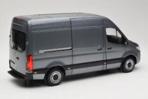 Mercedes Sprinter W907 Dodávka Selenite Grey Metallic Norev 1:18 B66004163 Kov – obrázek 3 z 8