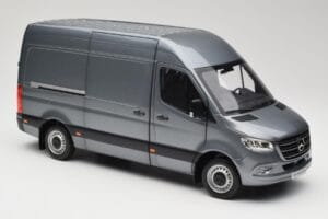 Mercedes Sprinter W907 Dodávka Selenite Grey Metallic Norev 1:18 B66004163 Kov – obrázek 6 z 8