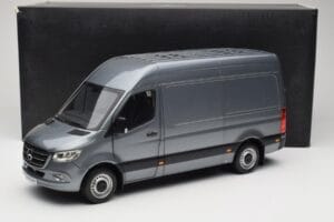 Mercedes Sprinter W907 Dodávka Selenite Grey Metallic Norev 1:18 B66004163 Kov – obrázek 8 z 8
