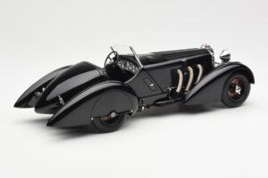 Mercedes SSK Trossi The Black Prince CMC 1:18 M-225 Kov – obrázek 2 z 6
