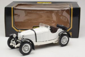 Mercedes SSK Bílý Bburago 1:18 3009-P3 Kov – obrázek 6 z 6