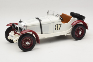 Mercedes SSKL #87 R. Caracciola Bílý 1931 Bburago 1:18 3002-P1 Kov