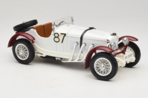 Mercedes SSKL #87 R. Caracciola Mille Miglia 1931 Bburago 1:18 3202 Kov – obrázek 4 z 6