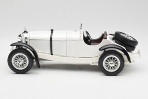 Mercedes SSKL Bílý Bburago 1:18 3002 Kov – obrázek 4 z 8