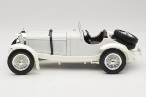 Mercedes SSKL Bílý 1931 Bburago 1:18 3002-M2 Kov – obrázek 3 z 6