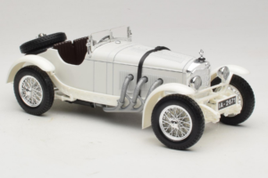 Mercedes SSKL Bílý 1931 Bburago 1:18 3002-M2 Kov – obrázek 4 z 6