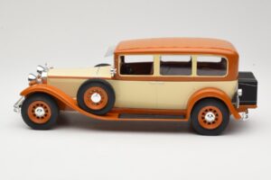 Mercedes Type Nurburg W08 460/460K Béžová MCG 1:18 MCG18034 Kov – obrázek 3 z 6